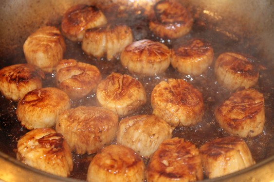Caremelizing scallops 