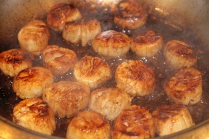 Caremelizing scallops 
